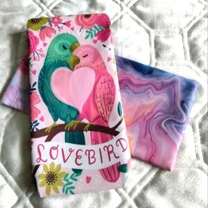 Lovebirds Sunglass case set. Fabulous style